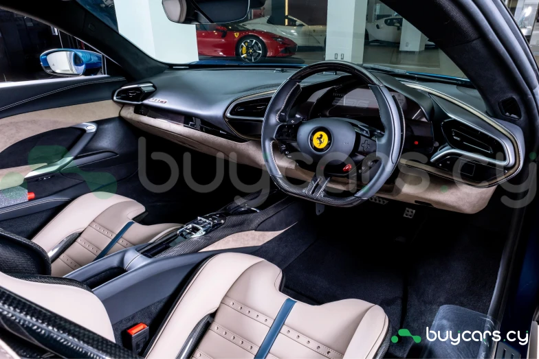 Ferrari 296 Синий