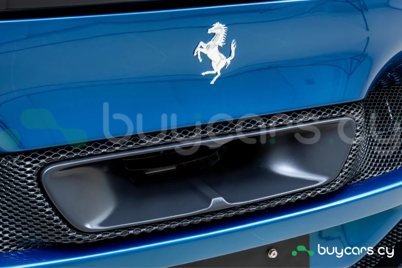 Ferrari 296 Синий