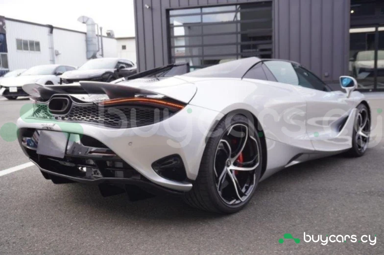 McLaren 750S Серый