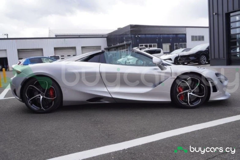 McLaren 750S Серый