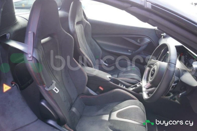 McLaren 750S Серый