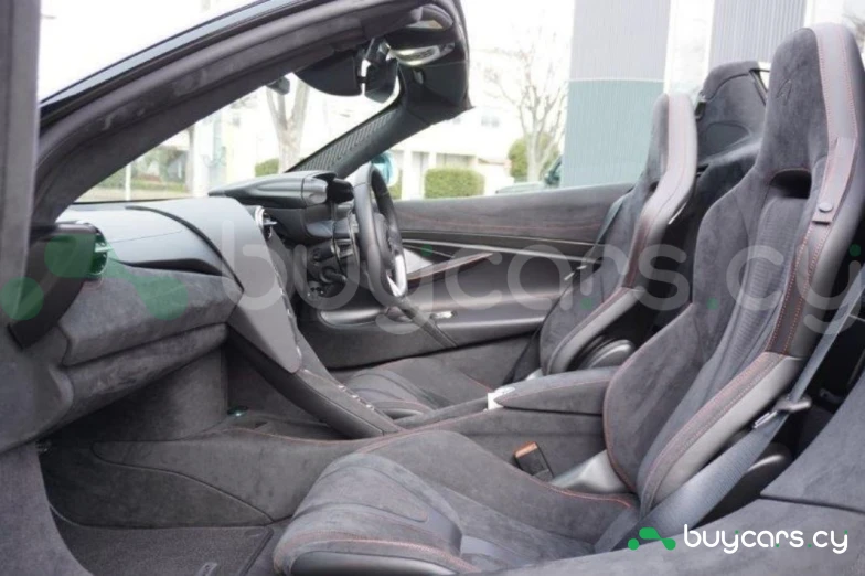 McLaren 750S Серый