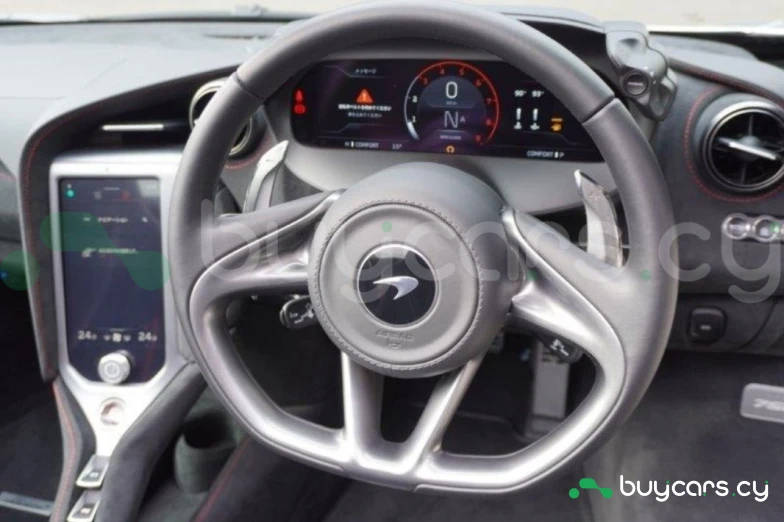 McLaren 750S Серый