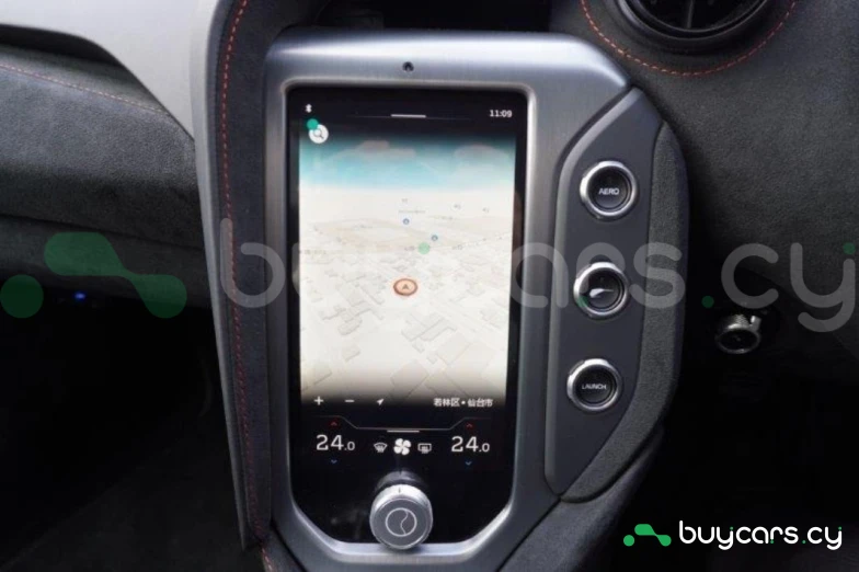 McLaren 750S Серый