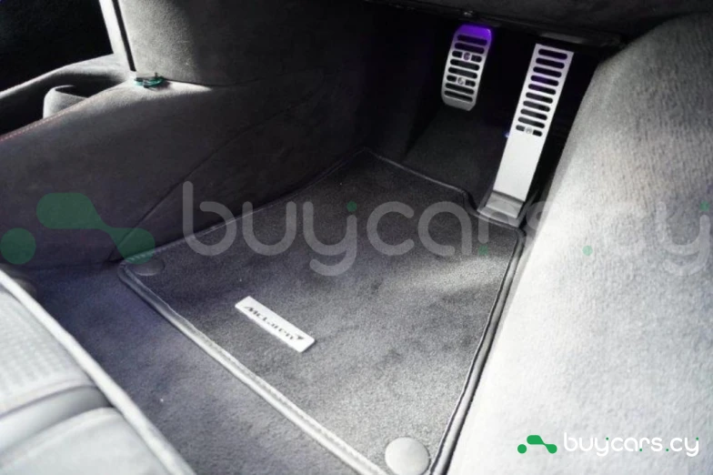 McLaren 750S Серый