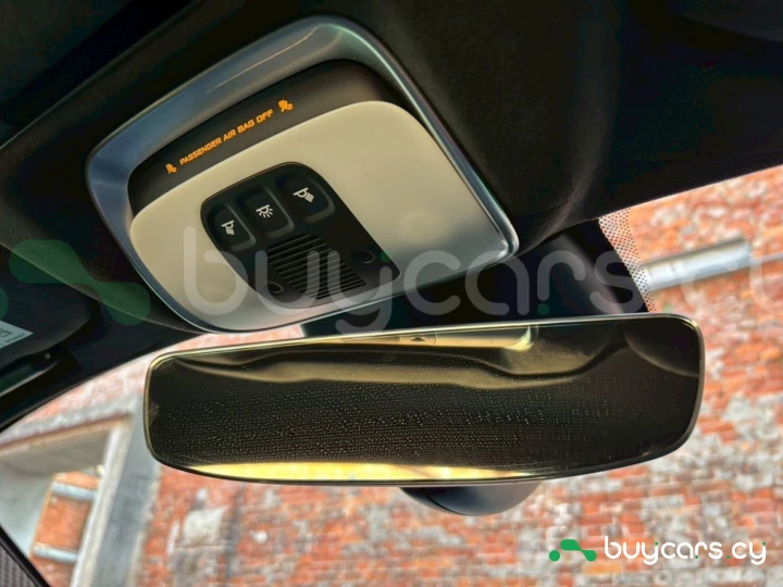 McLaren 750S Зеленый