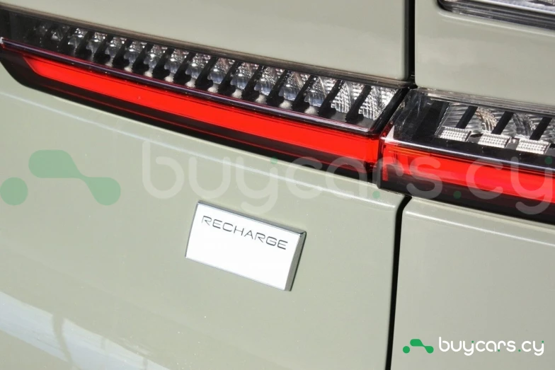 Volvo C40 Зеленый