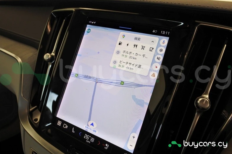 Volvo S60 Белый