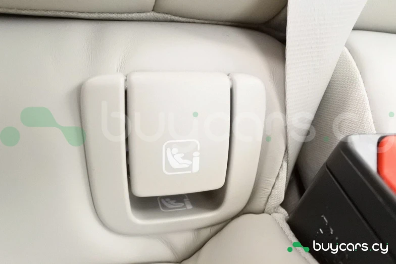 Volvo S60 Белый