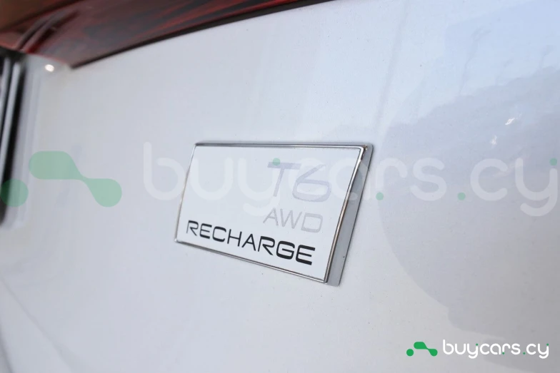 Volvo S60 Белый