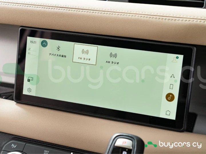 Land Rover Defender Белый