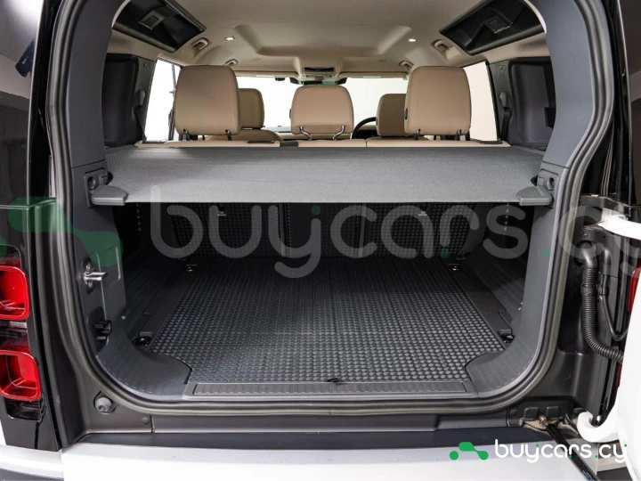 Land Rover Defender Белый