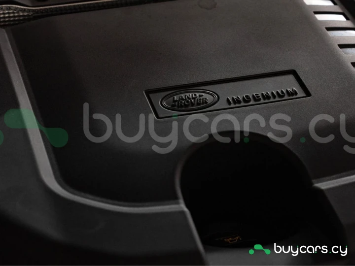 Land Rover Defender Белый