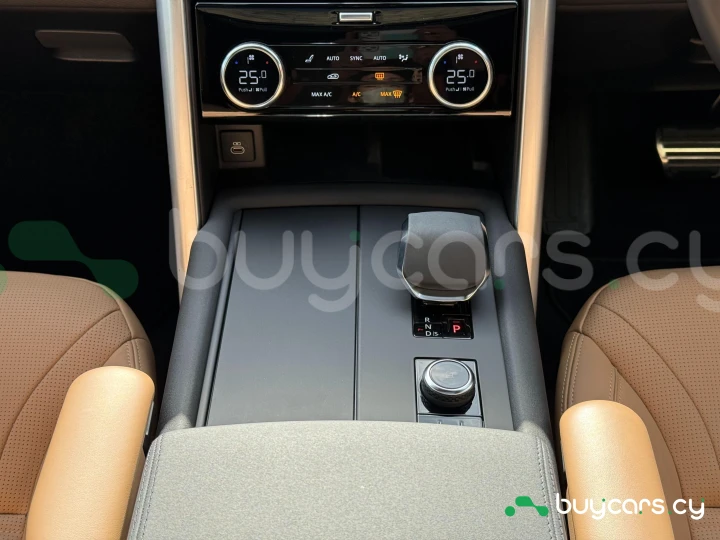 Land Rover Discovery Черный