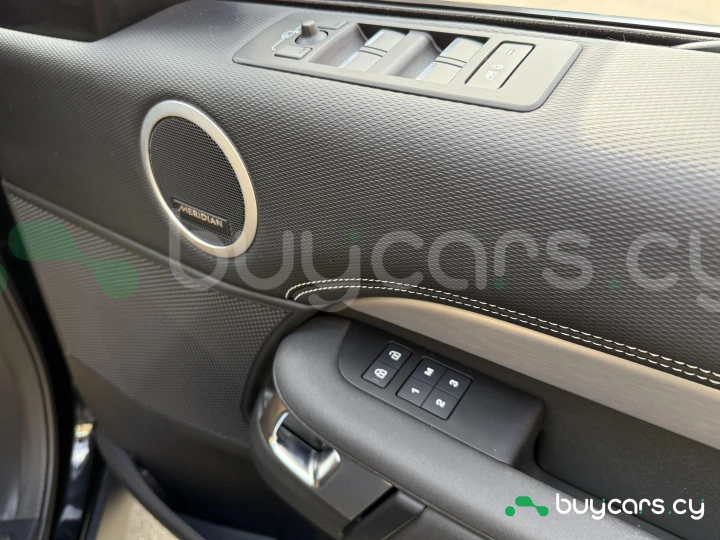 Land Rover Discovery Черный