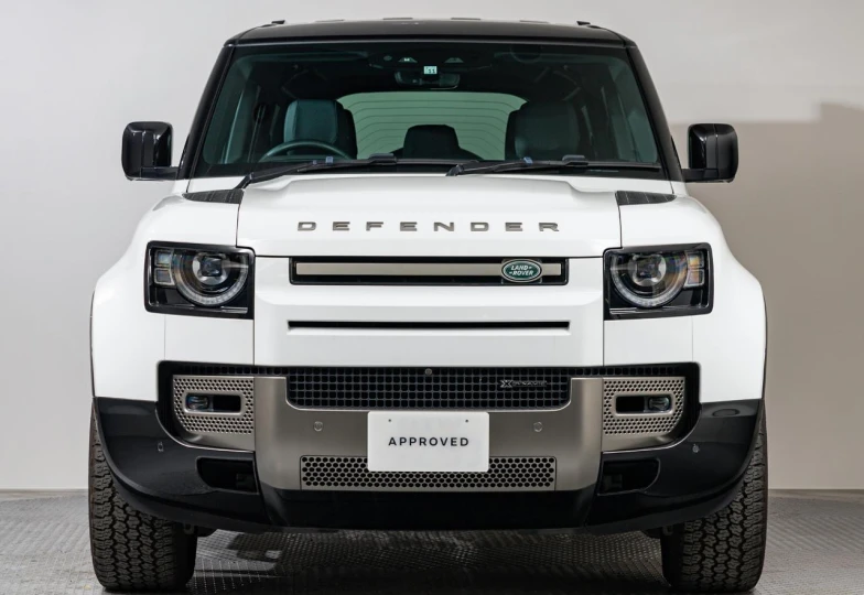 Land Rover Defender D300 Turbo, 2022 - 4