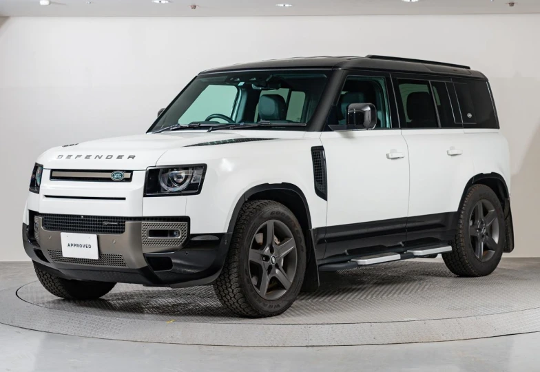 Land Rover Defender D300 Turbo, 2022 - 5