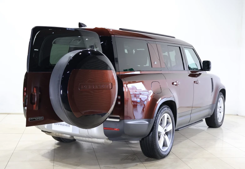 Land Rover Defender D300 Turbo, 2022 - 9