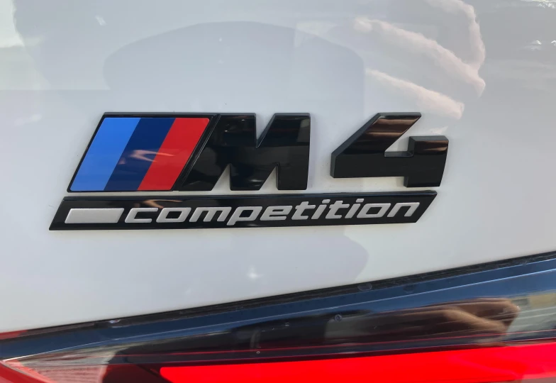 BMW M4 Competition, 2023 - 25