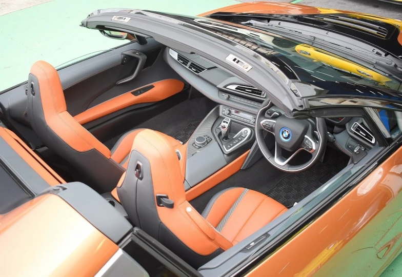 BMW i8 Roadster, 2021 - 1