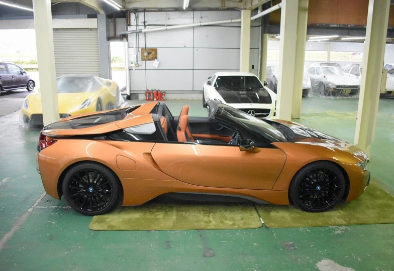 BMW i8 Roadster, 2021 - 8