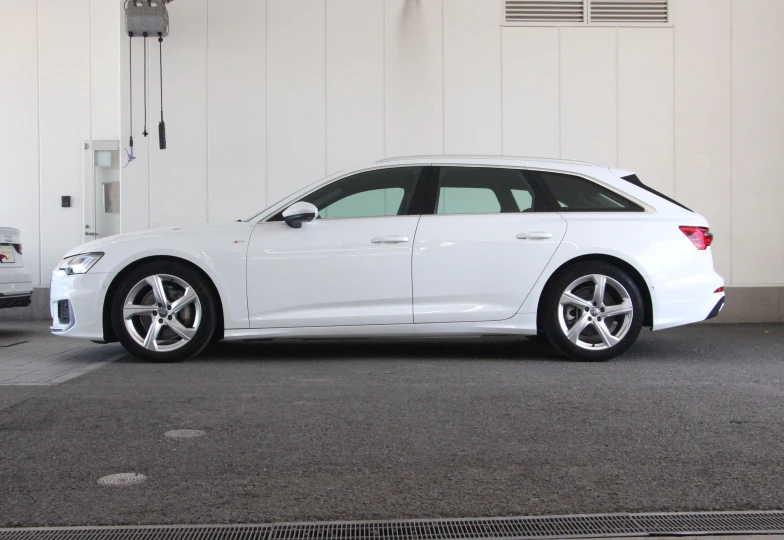 Audi A6 avant 45 TFSI Quattro S Line, 2024 - 5