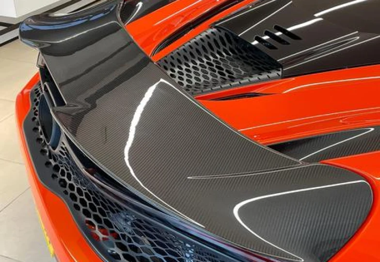 McLaren 750S Оранжевый