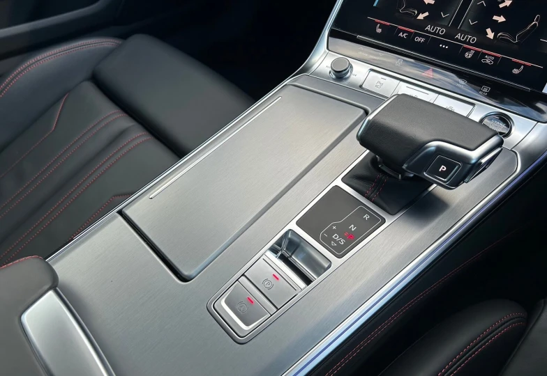 Audi A7 sportback 40 TDI Quattro S Line, 2024 - 19