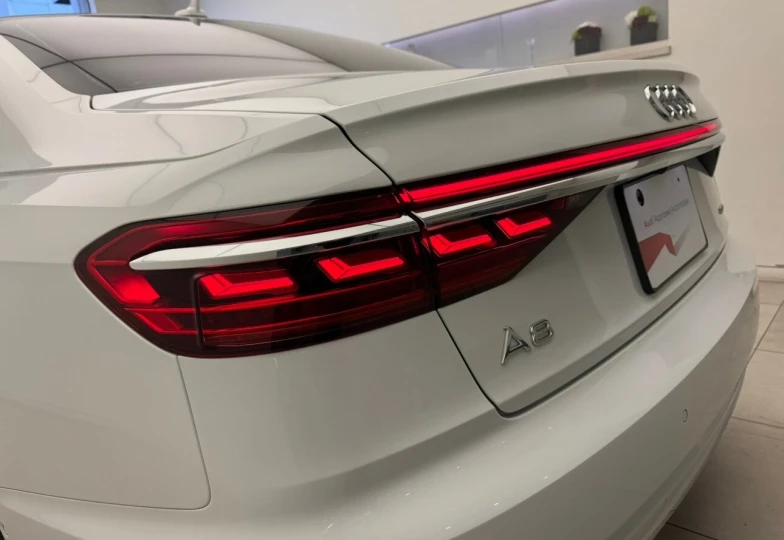 Audi A8 55 TFSI quattro, 2021 - 28