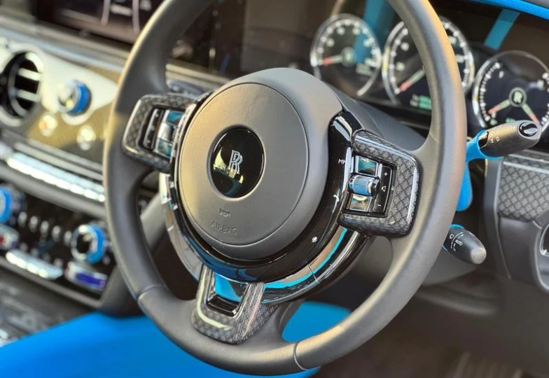 Rolls-Royce Ghost Black Badge, 2022 - 18