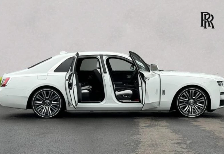 Rolls-Royce Ghost , 2024 - 10