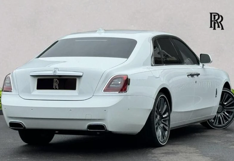 Rolls-Royce Ghost , 2024 - 13