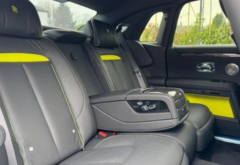 Rolls-Royce Ghost Black Badge, 2024 - 26
