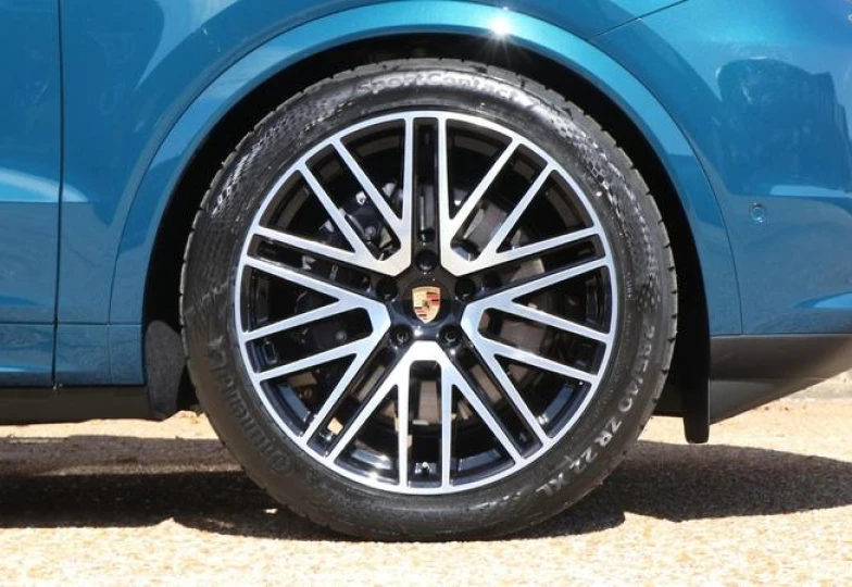 Porsche Cayenne S E-Hybrid, 2024 - 29