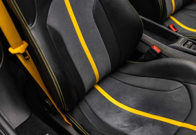 Ferrari F8 Spider V8 F1 DCT, 2022 - 18