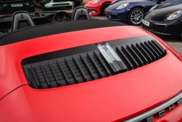 Porsche 911 T 992 Carrera 4 PDK, 2025