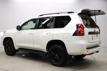 Toyota Land Cruiser Prado TX L Package, 2023