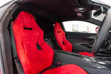 Ferrari 812 Competizione, 2022