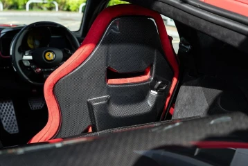 Ferrari 812 Competizione, 2022