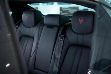 Maserati Quattroporte Modena, 2022