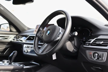 BMW 7 series 745e, 2021