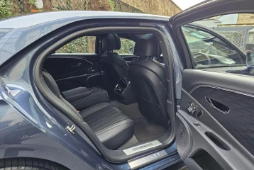 Bentley Flying Spur Azure, 2023