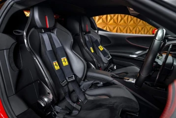 Ferrari SF90 Stradale , 2021