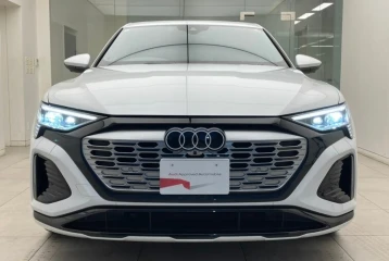 Audi Q8 e-tron 55 Quattro S Line, 2023