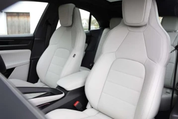 Porsche Macan 4, 2024