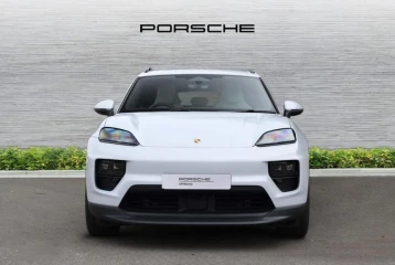 Porsche Macan 4, 2024