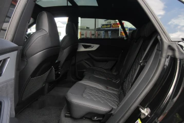 Audi Q8 55 TFSI Quattro S Line, 2024