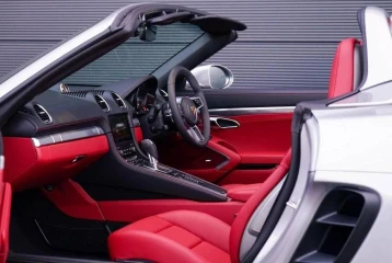 Porsche 718 Boxster , 2024