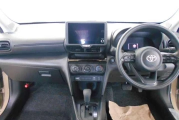 Toyota Yaris Cross X, 2025