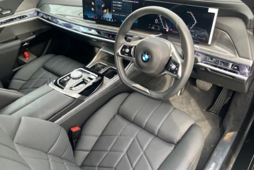 BMW 7 series 740i, 2024